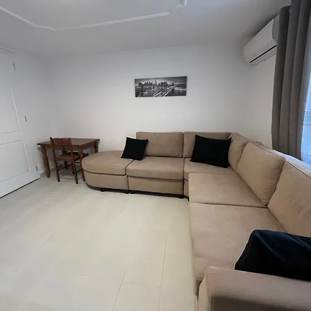 Sskerdi Apartament *
